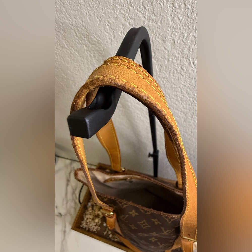Vintage Louis Vuitton Bucket Tote with COA - Picture 5 of 12